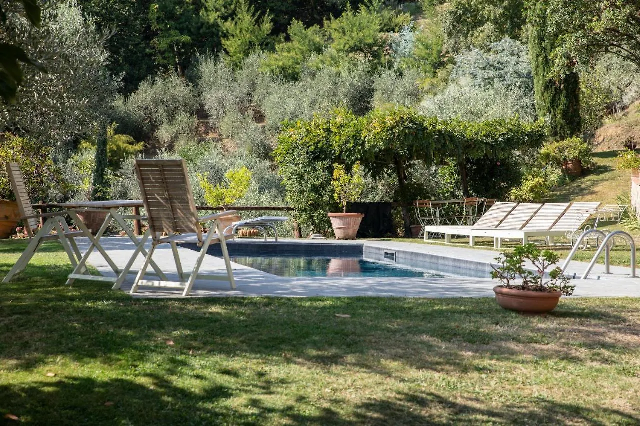 Villa Iris With Swimming Pool Capannori Italy