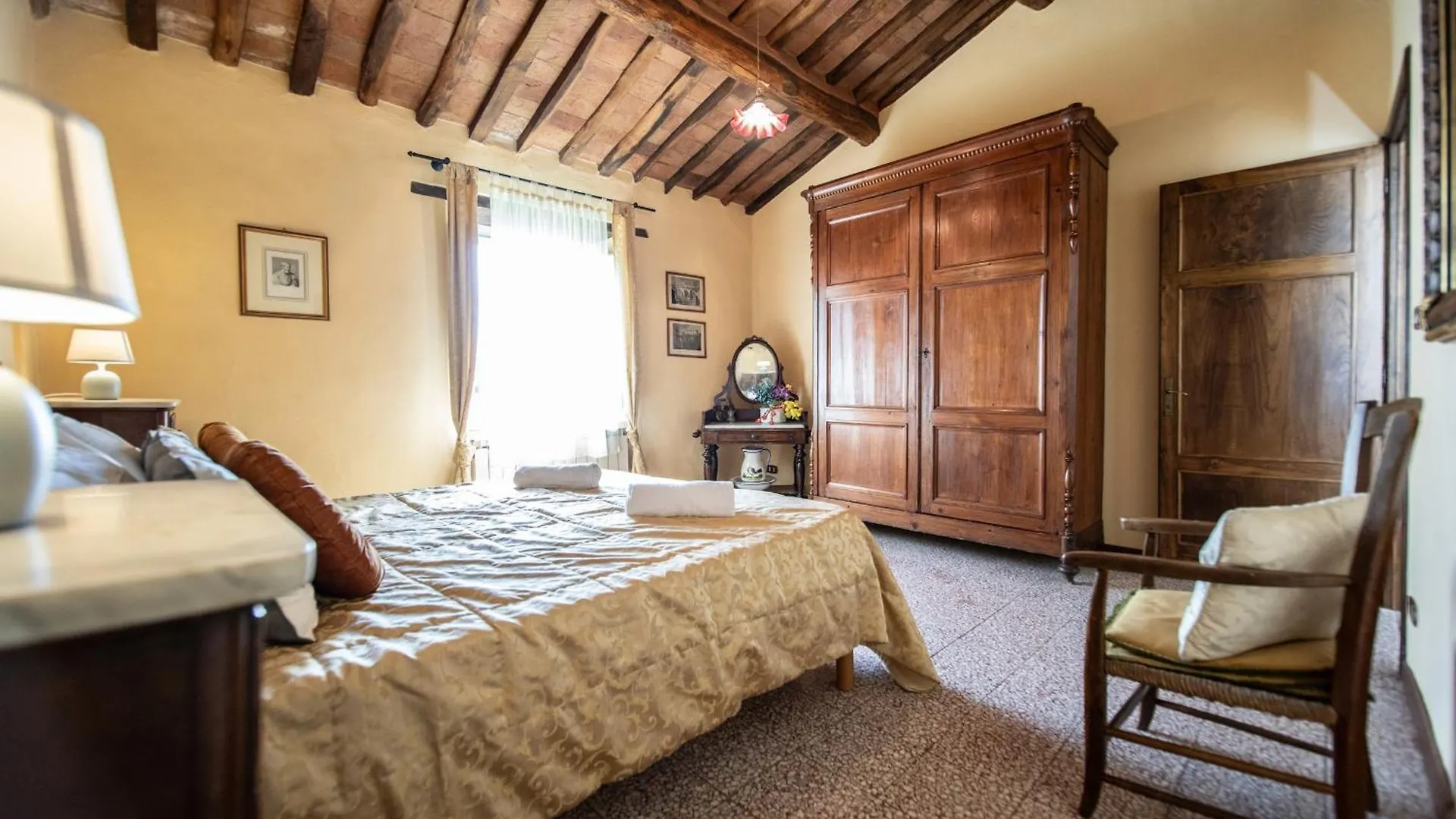 Villa Iris With Swimming Pool Capannori Italy